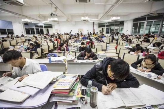 云图片